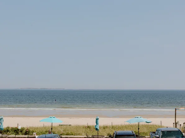 1 Walnut St #21, Old Orchard Beach, ME 04064