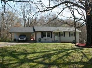 1573 Ryes Chapel Rd, Southside, TN 37171