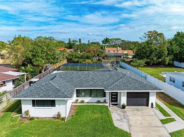 1203 De Narvaez Ave, Bradenton, FL 34209