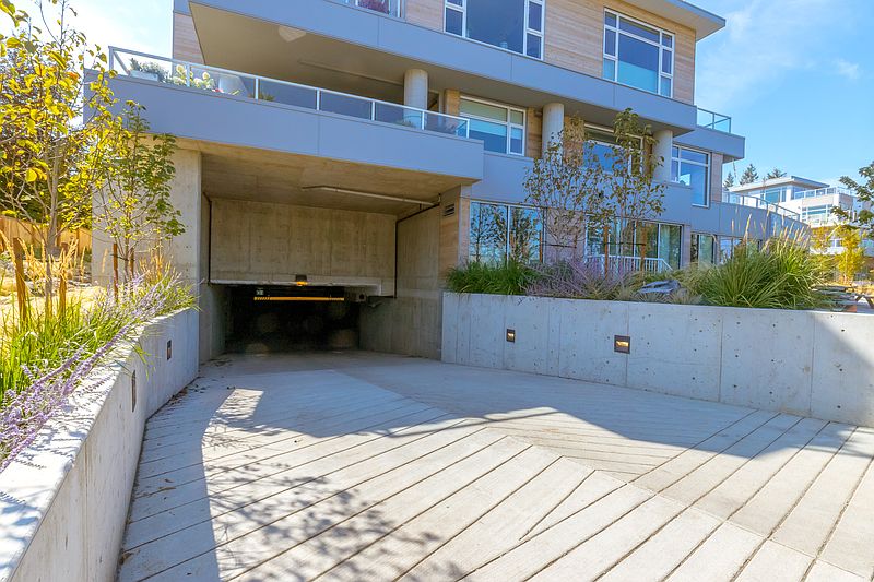 Saanich Apartment for rent - 2 Bedrooms — photo 58