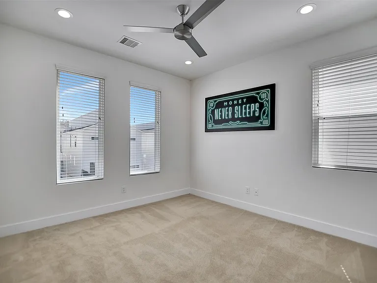5507 Robusto Pl — Photo 32