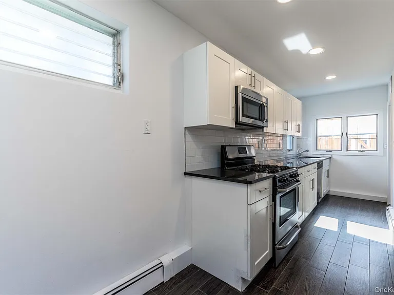 35 Tennesse Ave — Photo 10