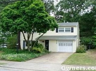219 Lowden Hunt Dr, Hampton, VA 23666