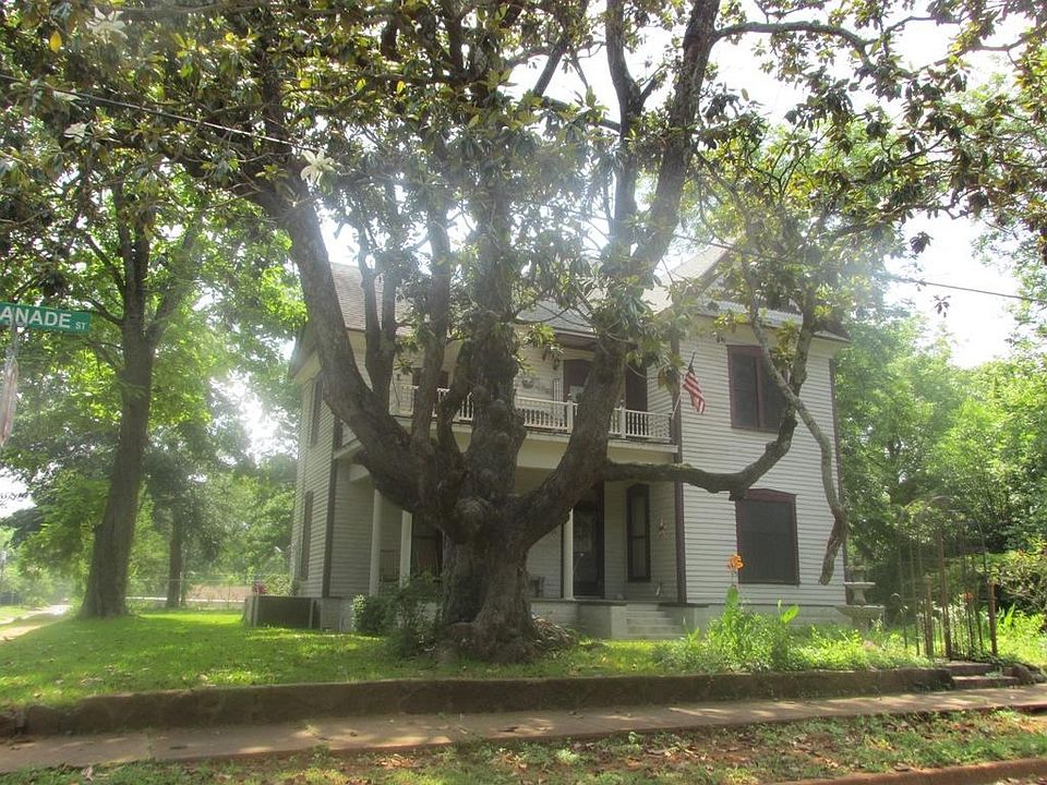 1st image of 801 N Esplanade St