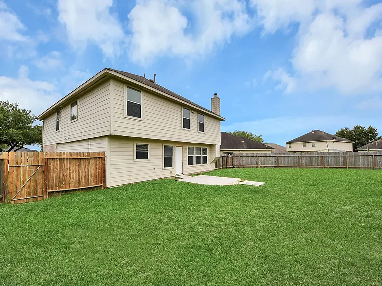 19215 Terra Forest Ct — Photo 43