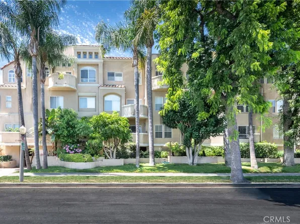 12060 Hoffman St Unit 301, Studio City, CA 91604