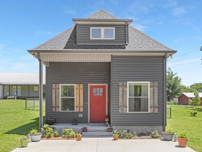 516 Main St, Burns, TN, 37029