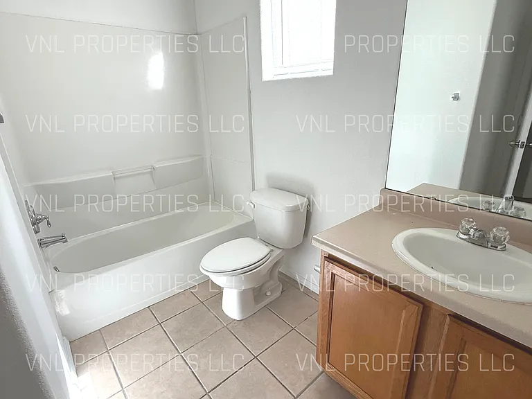 4985 Kyler Rd — Photo 4