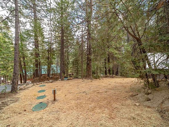4th image of 28054 Meadowview Dr