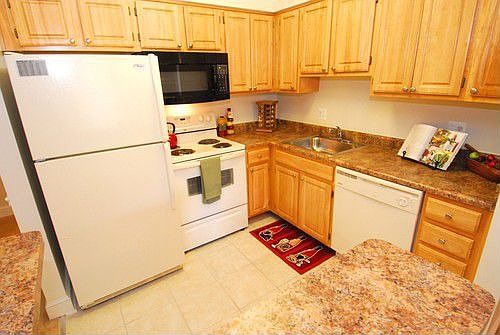 2nd image of 2250 Mohegan Dr