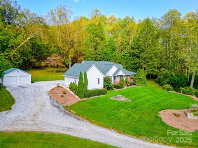 35 Country Wood Way, Horse Shoe, NC, 28742