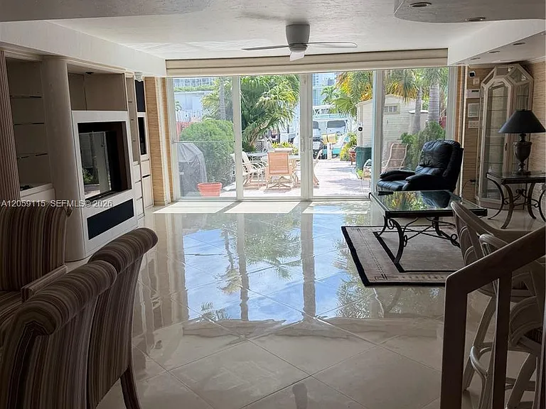 612 NE 25th Ave #51 — Photo 7