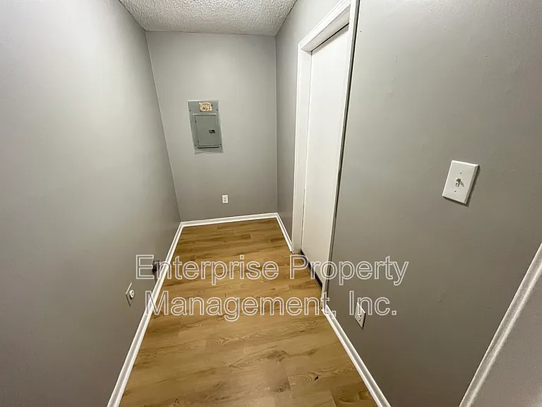 5362 Beaverton Dr — Photo 7
