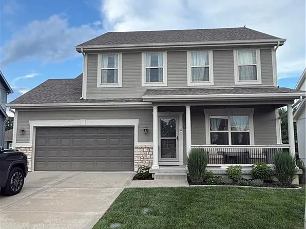 12617 Charlotte St, Kansas City, MO 64146