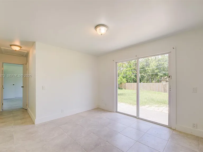 3327 Sapphire Rd — Photo 15