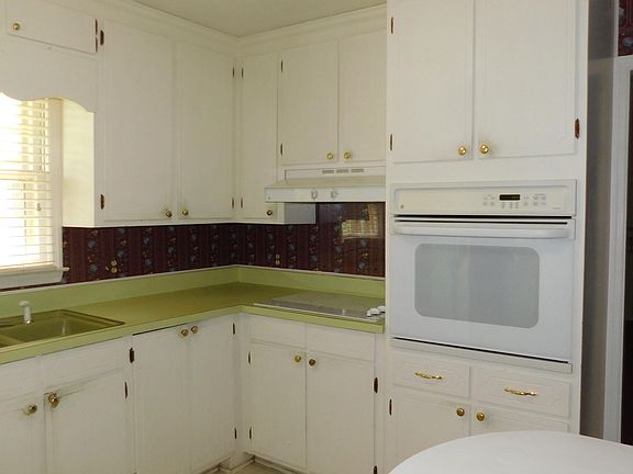 2nd image of 1508 Scotty Drive