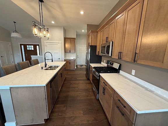 5th image of 24-13 Hidden Ranch Dr