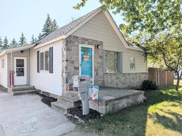 136 Fair St, Bad Axe, MI 48413