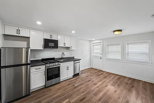 35 Saratoga Ave Photo 1