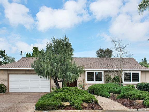 3rd image of 1047 San Pablo Dr