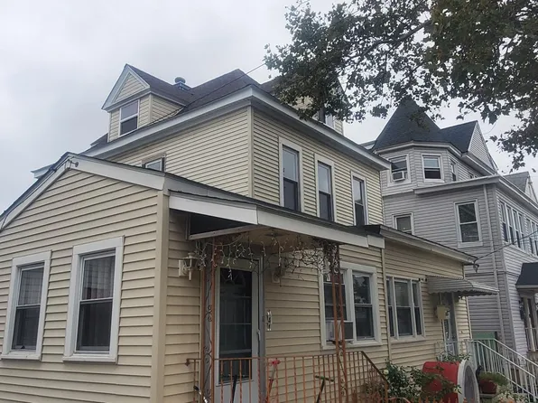 (undisclosed Address), Passaic, NJ 07055