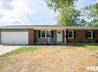 865 Stardust Dr, Herrin, IL 62948