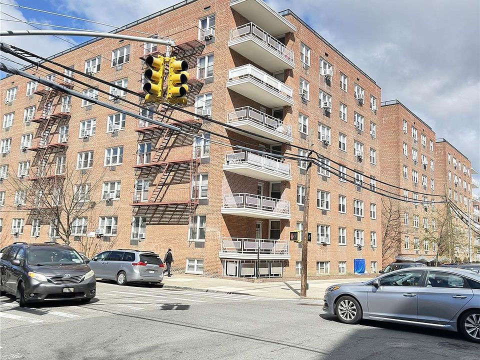 1st image of 34-20 Parsons Blvd #LU