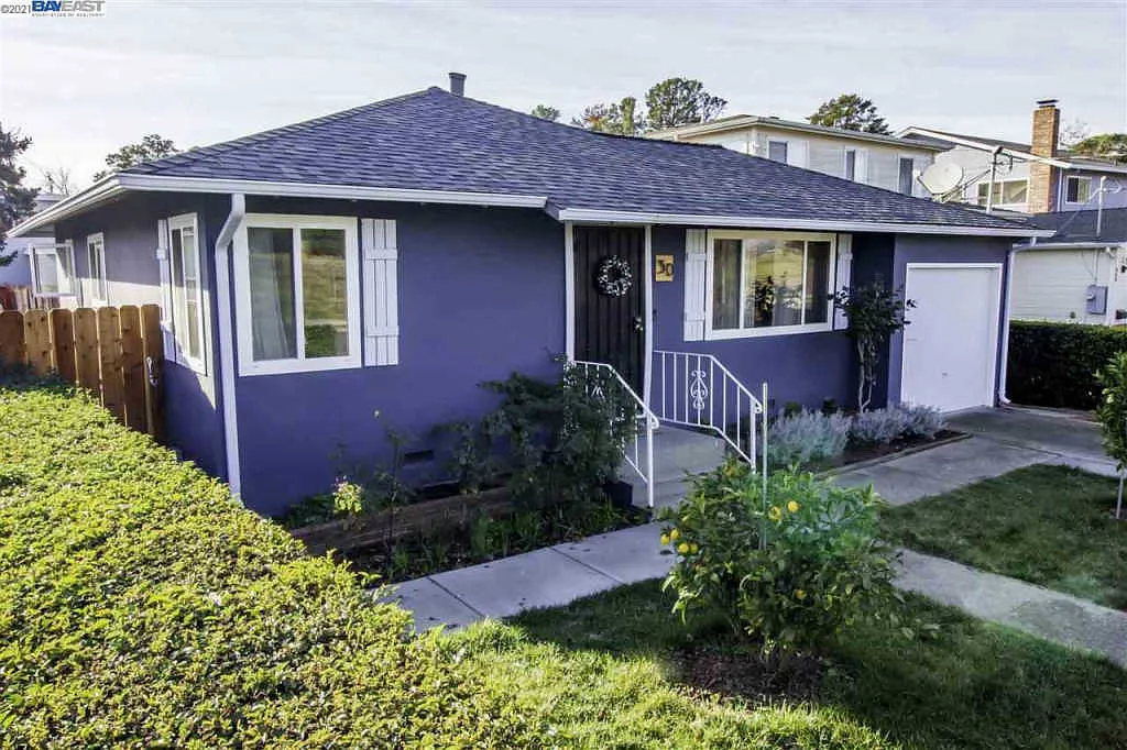 30 Maitland Dr photo 1