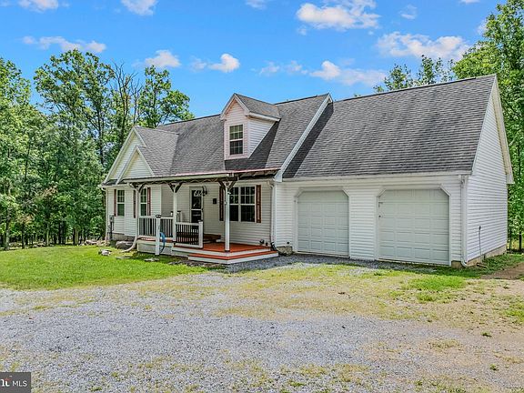 4th image of 37 Paynes Ln