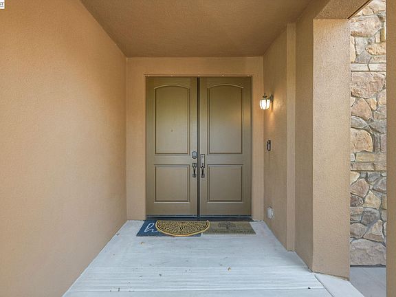 4th image of 3538 Capoterra Way