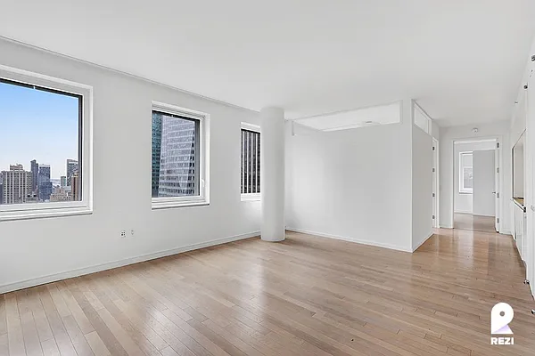 Rented by REZI | media 20