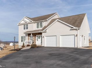 131 Pepper Ridge Dr, Spring Mills, PA 16875