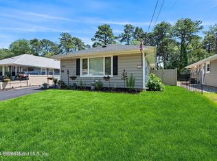 2289 Hovsons Blvd, Toms River, NJ 08753
