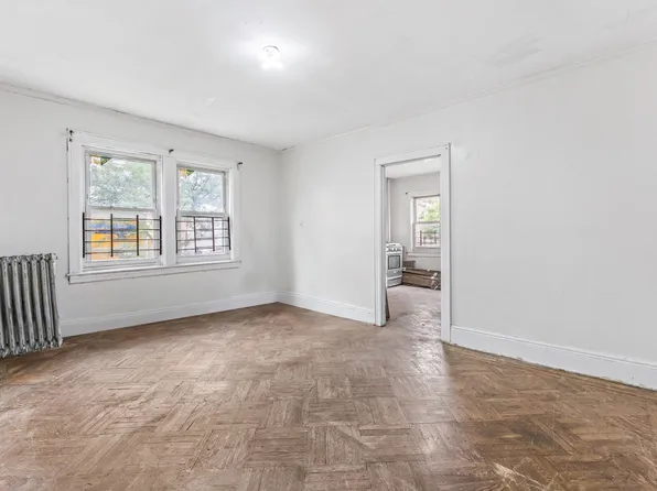 177-53 105th Avenue image 5 of 19