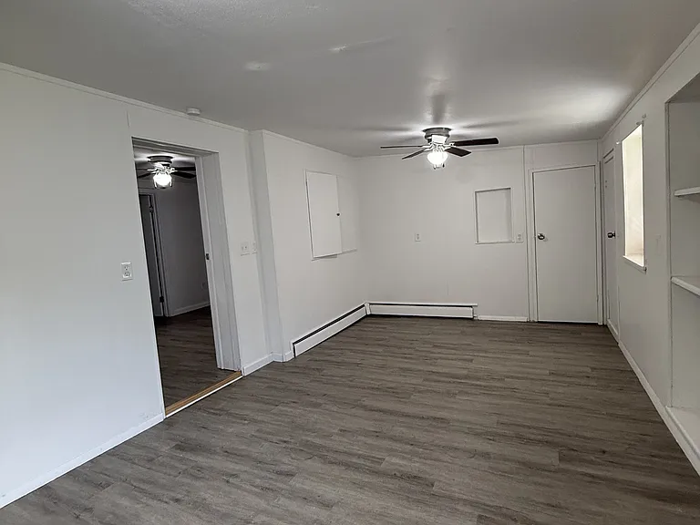 521 Savoy Ave — Photo 7
