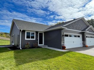 120 Fairview Ct, Menomonie, WI 54751