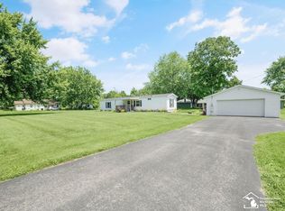 9122 Perry Rd, Erie, MI 48133