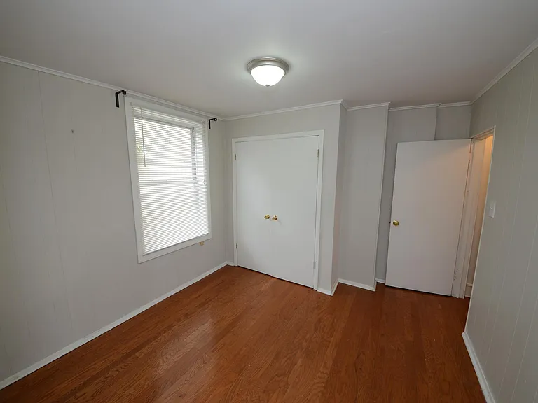 128 S Bonsall St — Photo 15