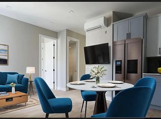 562 Maple St #3B, Brooklyn, NY 11203