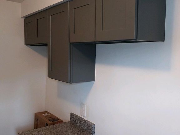 3rd image of 9142 Mettetal St