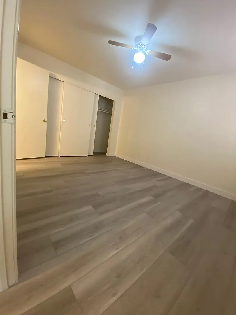 2 Bedroom 2 Bathroom Located In Gated Community With Community Pool And Spa. — Photo 3