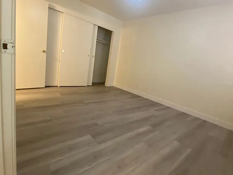 7570 W Flamingo Rd #125 — Photo 3
