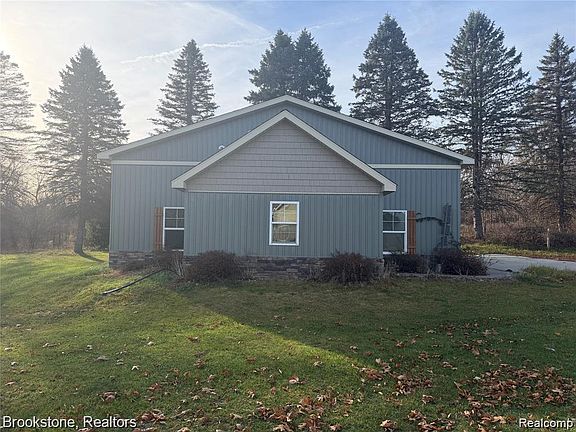 2nd image of 2248 Granger Rd