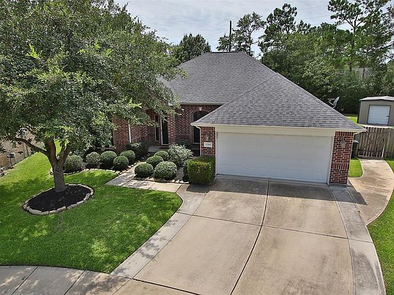 2nd image of 15307 Cypressedge Ct