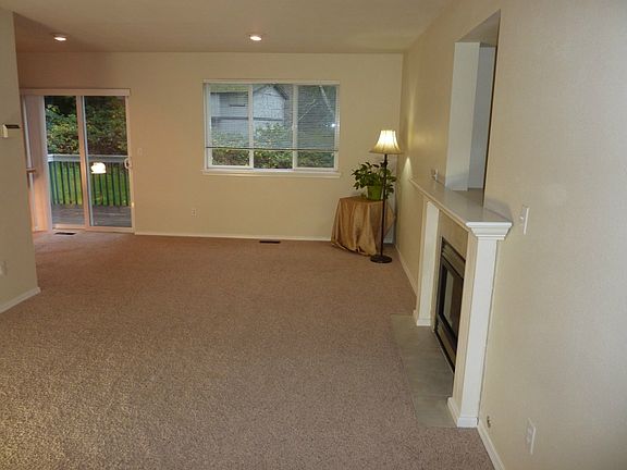 4th image of 6905 41st Street Ct NW