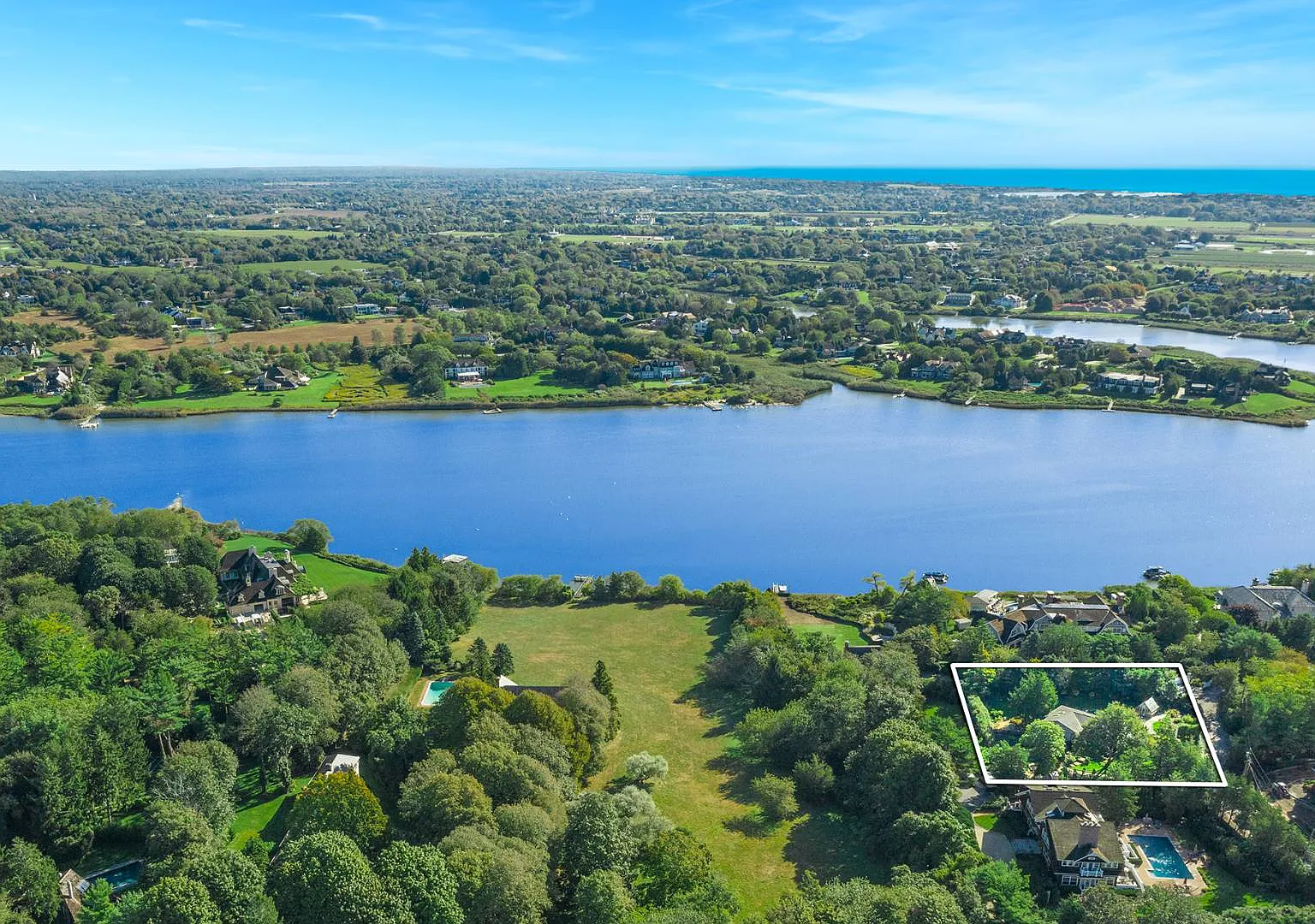 Water Mill South with Access to Mecox Bay — Photo 1