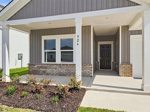 4th image of 926 Rising Oak Ct