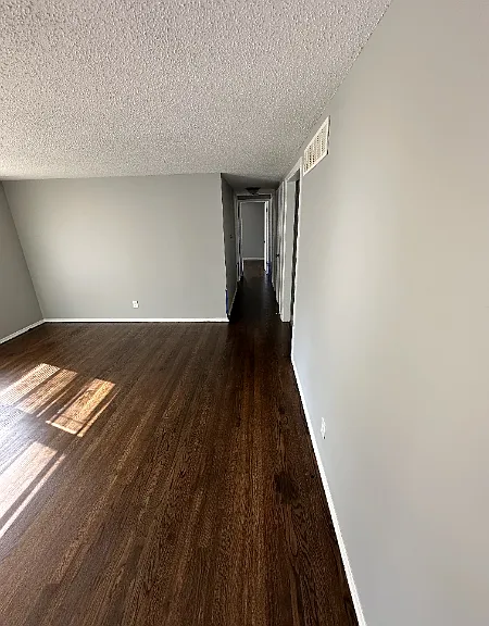 8724 N Jefferson St — Photo 13