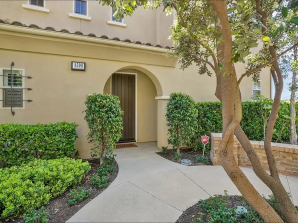 8398 Noelle Dr, Huntington Beach, CA 92646