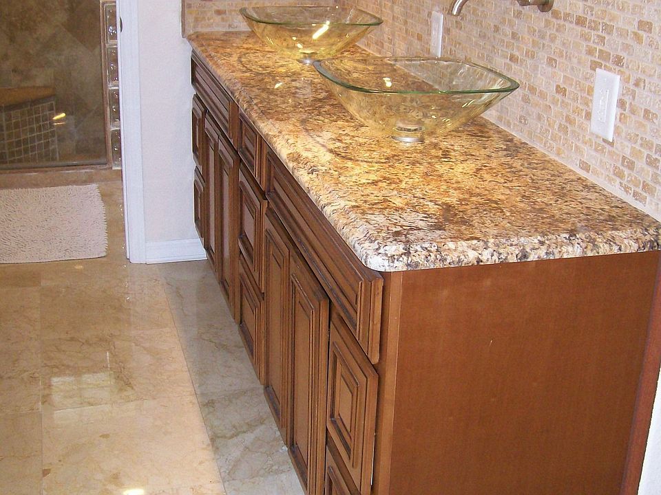Master bath granite counter 7.5' long! His and hers storage / sinks